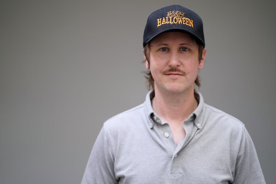 3830 - Johnny Pemberton