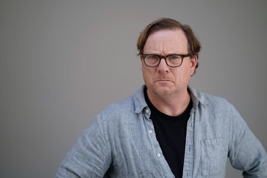 3832 - Andy Daly